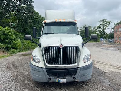 Used 2019 International LT International A26 Semi Truck for sale #330189 - photo 2