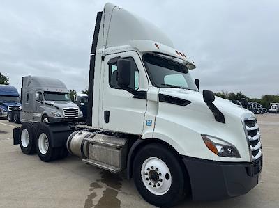 Used 2019 Freightliner Cascadia Detroit DD13 Semi Truck for sale #331091 - photo 1