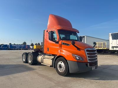 Used 2019 Freightliner Cascadia Detroit DD13 Semi Truck for sale #331098 - photo 1