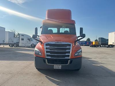 Used 2019 Freightliner Cascadia Detroit DD13 Semi Truck for sale #331098 - photo 2