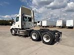 Used 2019 Freightliner Cascadia Detroit DD13 Semi Truck for sale #331170 - photo 5