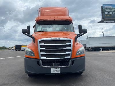Used 2019 Freightliner Cascadia Detroit DD13 Semi Truck for sale #331192 - photo 2