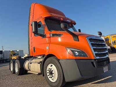 Used 2019 Freightliner Cascadia Detroit DD13 Semi Truck for sale #331227 - photo 1