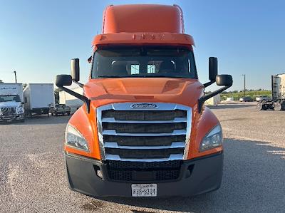 Used 2019 Freightliner Cascadia Detroit DD13 Semi Truck for sale #331227 - photo 2