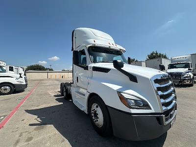 Used 2019 Freightliner Cascadia Detroit DD13 Semi Truck for sale #331265 - photo 1