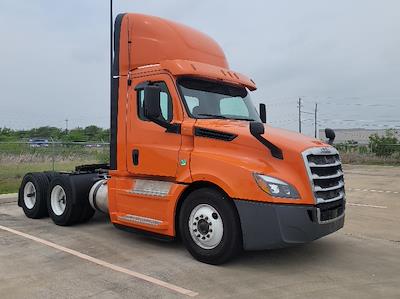 Used 2019 Freightliner Cascadia Detroit DD13 Semi Truck for sale #331269 - photo 1