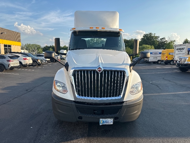 Used 2019 International LT - photo 2