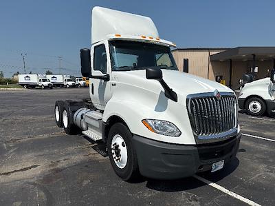 Used 2019 International LT International A26 Semi Truck for sale #332143 - photo 1