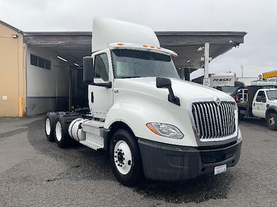 Used 2019 International LT - photo 1