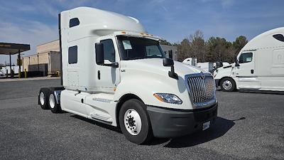 Used 2019 International LT - photo 1