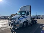 Used 2019 Freightliner Cascadia Detroit DD13 Semi Truck for sale #3330043 - photo 3