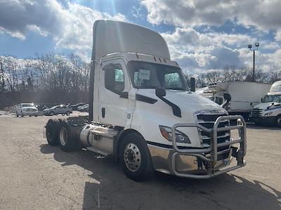 Used 2020 Freightliner Cascadia Detroit DD13 Semi Truck for sale #3330061 - photo 1