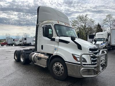 Used 2020 Freightliner Cascadia Detroit DD13 Semi Truck for sale #3330066 - photo 1