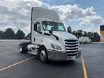 Used 2020 Freightliner Cascadia Detroit DD13 Semi Truck for sale #3330091 - photo 1