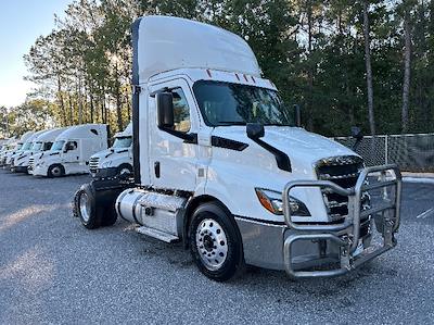 Used 2020 Freightliner Cascadia Detroit DD13 Semi Truck for sale #3330111 - photo 1