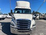 Used 2020 Freightliner Cascadia Detroit DD13 Semi Truck for sale #3330112 - photo 2