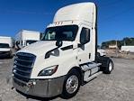 Used 2020 Freightliner Cascadia Detroit DD13 Semi Truck for sale #3330112 - photo 3