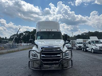 Used 2020 Freightliner Cascadia Detroit DD13 Semi Truck for sale #3330113 - photo 2