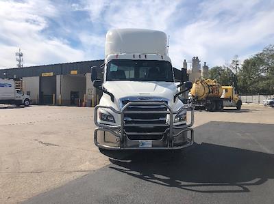 Used 2020 Freightliner Cascadia Detroit DD13 Semi Truck for sale #3330117 - photo 2