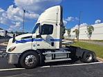 Used 2020 Freightliner Cascadia Detroit DD13 Semi Truck for sale #3330126 - photo 4