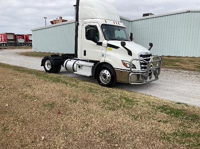 Used 2020 Freightliner Cascadia Detroit DD13 Semi Truck for sale #3330165 - photo 1