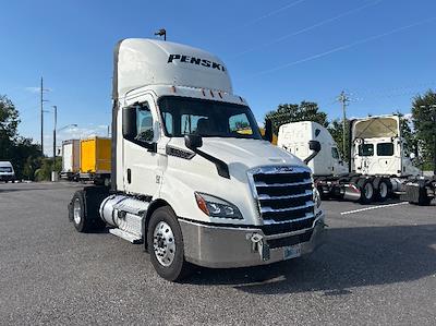 Used 2020 Freightliner Cascadia Detroit DD13 Semi Truck for sale #3330176 - photo 1