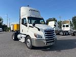 Used 2020 Freightliner Cascadia Detroit DD13 Semi Truck for sale #3330176 - photo 1