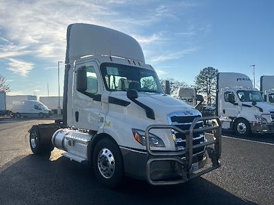 Used 2020 Freightliner Cascadia Detroit DD13 Semi Truck for sale #3330177 - photo 1