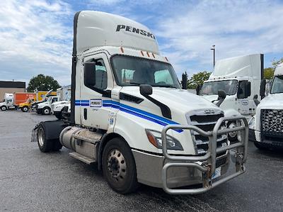Used 2020 Freightliner Cascadia Detroit DD13 Semi Truck for sale #3330197 - photo 1