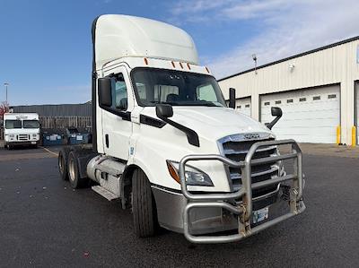 Used 2020 Freightliner Cascadia Detroit DD13 Semi Truck for sale #3330203 - photo 1