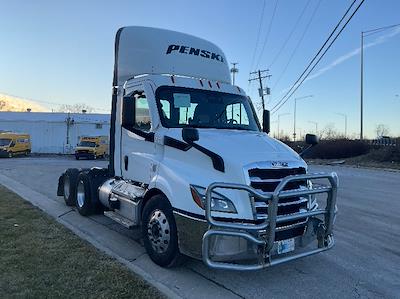 Used 2020 Freightliner Cascadia Detroit DD13 Semi Truck for sale #3330278 - photo 1