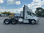 Used 2021 Freightliner Cascadia Detroit DD13 Semi Truck for sale #3330303 - photo 8