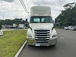 Used 2021 Freightliner Cascadia Detroit DD13 Semi Truck for sale #3330407 - photo 2