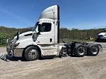 Used 2021 Freightliner Cascadia Detroit DD13 Semi Truck for sale #3330430 - photo 4