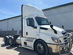 Used 2021 Freightliner Cascadia Detroit DD13 Semi Truck for sale #3330434 - photo 1