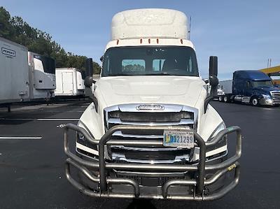 Used 2019 Freightliner Cascadia Detroit DD13 Semi Truck for sale #333293 - photo 2