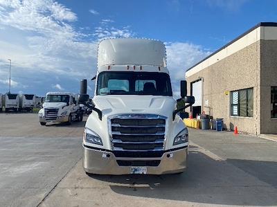 Used 2019 Freightliner Cascadia Detroit DD13 Semi Truck for sale #333466 - photo 2
