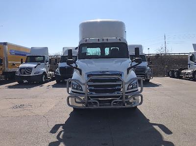 Used 2019 Freightliner Cascadia Detroit DD13 Semi Truck for sale #333499 - photo 2