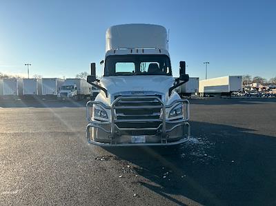 Used 2019 Freightliner Cascadia Detroit DD13 Semi Truck for sale #333644 - photo 2