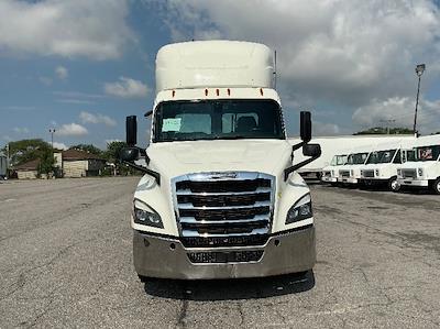 Used 2019 Freightliner Cascadia Detroit DD13 Semi Truck for sale #333724 - photo 2