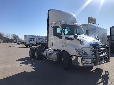 Used 2019 Freightliner Cascadia Detroit DD13 Semi Truck for sale #333727 - photo 1