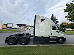Used 2021 Freightliner Cascadia Detroit DD15AT Semi Truck with Sleeper Cab for sale #333814 - photo 8