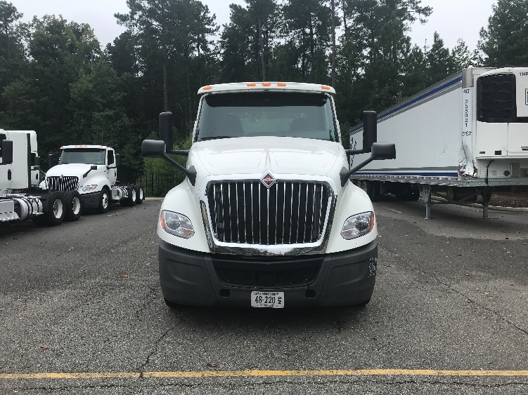Used 2019 International LT - photo 2