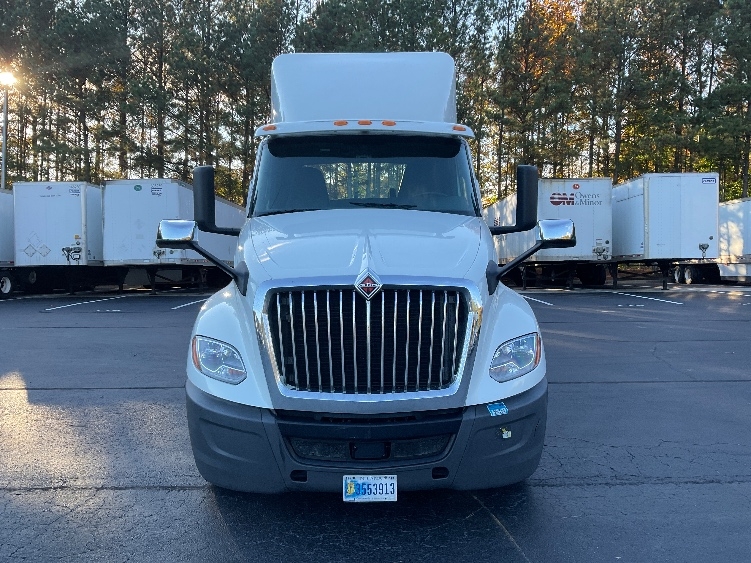 Used 2019 International LT - photo 2