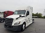 Used 2021 Freightliner Cascadia Detroit DD15AT Semi Truck with Sleeper Cab for sale #334407 - photo 3