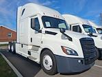 Used 2021 Freightliner Cascadia Detroit DD15AT Semi Truck with Sleeper Cab for sale #334428 - photo 1