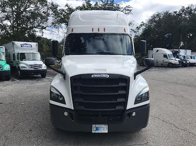 Used 2021 Freightliner Cascadia Detroit DD15AT Semi Truck with Sleeper Cab for sale #334442 - photo 2