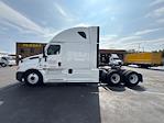 Used 2021 Freightliner Cascadia Detroit DD15AT Semi Truck with Sleeper Cab for sale #334447 - photo 4