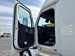 Used 2021 Freightliner Cascadia Detroit DD15AT Semi Truck with Sleeper Cab for sale #334447 - photo 9