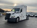 Used 2021 Freightliner Cascadia Detroit DD15AT Semi Truck with Sleeper Cab for sale #334451 - photo 3
